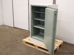 Sicherheits-Tresor 700/540/H1250 mm