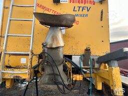 Falköping C-7LTFV sand spreader.
