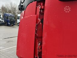 Mercedes-Benz Antos 2124 / 18 Ton / 150 dkm / Box / Loadlift ...