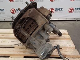 Iveco Occ wielnaaf + remklauw links meeloopas Iveco