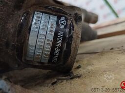 Iveco Occ wielnaaf + remklauw links meeloopas Iveco