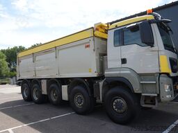 MAN TGS 49.460 10x8 tipper 413.700km