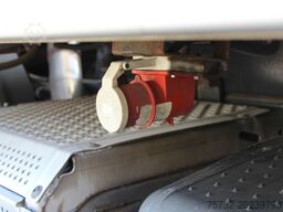 Mercedes-Benz Actros 2532 E5 CS 1150 Multi Bi-Temp LBW Rolltor