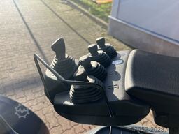 Toyota 02-8 FGF 30, Demo