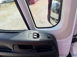 Peugeot Boxer Kasten 435 L4H2  180 AUT/NAvi/PDC