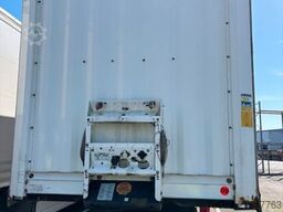 KRONE SD Plane+ Lenkachse + Mitnahmestapler