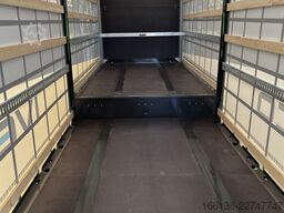 Fliegl 3-Achs Jumbo Gardinen Sattelauflieger