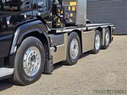 DAF XF 530 8x2 / HMF 9520 K8 / NIEUW!