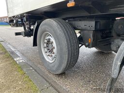 Schmitz SKO 24/LZG-13.4 FP45COOL ISO Box / Loading Lift...