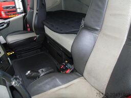 Volvo FH 500 + 10X4 + 33 CUB + SMALL DAMAGE CAB