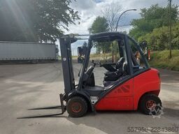 Linde H 25 Diesel Triplex