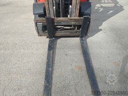 Linde H 25 Diesel Triplex