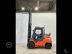 Toyota 02-7 FG 40