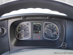 Mercedes-Benz ATEGO 816 Koffer Automatik Klima Ladebordwand