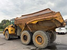 Komatsu HM 300-2