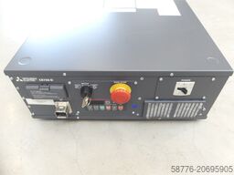Mitsubishi Electric CR750-07VD1-1-S15 Roboter Steuerung SN: F1A606002M