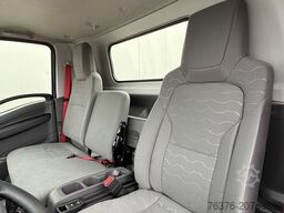 ISUZU M30 H Autom. 5.2 l  190 PS Radst. 3.365 mm