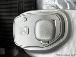 ISUZU M30 H Autom. 5.2 l  190 PS Radst. 3.365 mm