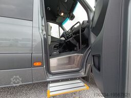 MERCEDES-BENZ Sprinter 519