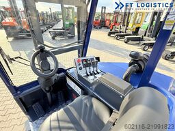 Combilift CB3000 GAS TRIPLEX 5500 POSITIONER