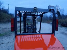 Mast Explorer 20 4WD