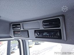 MERCEDES-BENZ ATEGO 1524 AIRCO LIFT BOX 6.8M