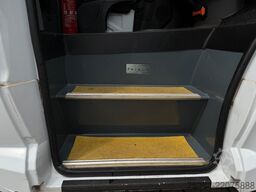 MERCEDES-BENZ Sprinter 313 Cdi L2H2 9Sitze Rollstuhllift Klima