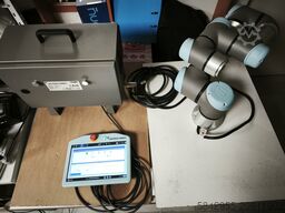 Universal Robots Universal Robots UR5e with Teach Pendant