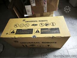 Universal Robots Universal Robots UR5e with Teach Pendant