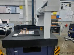 Mitutoyo Crysta Apex S-9106 CMM