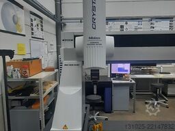 Mitutoyo Crysta Apex S-9106 CMM
