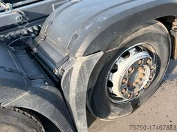 MERCEDES-BENZ Antos 2533 6x2 Fahrgestell