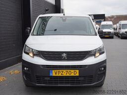 Peugeot Partner 1.2 PureTech 110Pk Benzine - Airco - Na...