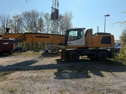 LIEBHERR LH40 Materialumschlag