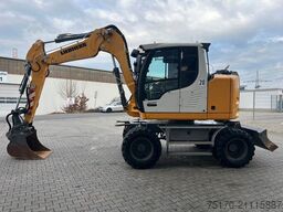Liebherr A 910 C Litronic / 2.381h / SW33
