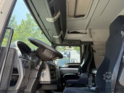 MAN TGX 26.440 6X2 Kran Hiab 144