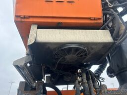  PLATEAU-WECHSELPRITSCHE MIT LOGLIFT 140S INKL. ROTATOR UND GREIFER