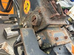 PLATEAU-WECHSELPRITSCHE MIT LOGLIFT 140S INKL. ROTATOR UND GREIFER