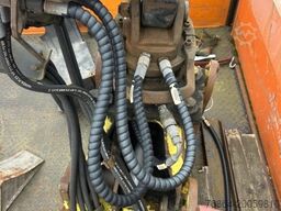 PLATEAU-WECHSELPRITSCHE MIT LOGLIFT 140S INKL. ROTATOR UND GREIFER