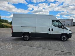 IVECO 35S16 A8 V L, mittellang & hoch, kleiner Schaden