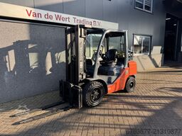 TOYOTA 06-8FG30F Triplo 430 Freelift / Sideshift LPG 2019