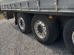 Schmitz Cargobull SCB