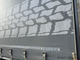 Schmitz Cargobull SCB