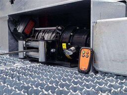 Hangler LKW Tieflade Liftmaster Aufbau für 4 Achs LKW Fahrgestell zum Transport von Arbeitsbühnen