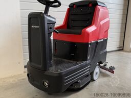 SCHORR Aufsitz-Scheuersaugmaschine RR1030FS