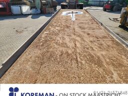 Nordberg Feeding table with Hopper