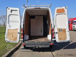 MERCEDES-BENZ SPRINTER 214