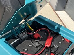 Tennant T7+