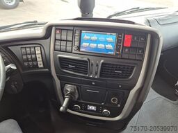 IVECO Stralis 460NP LNG Standklima Xenon 3 Stück