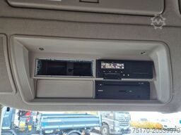 IVECO Stralis 460NP LNG Standklima Xenon 3 Stück